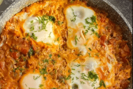 Чирбули – яйца по грузински. Бързо и лесно ястие, от което ще си оближете пръстите!